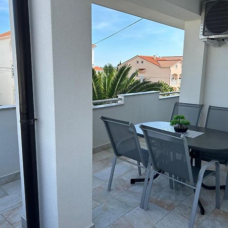 Apartmani Lovrencic Vrsi Extérieur photo