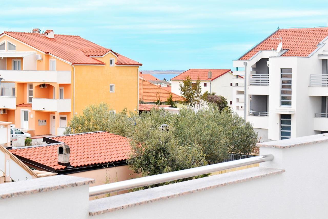 Apartmani Lovrencic Vrsi Extérieur photo